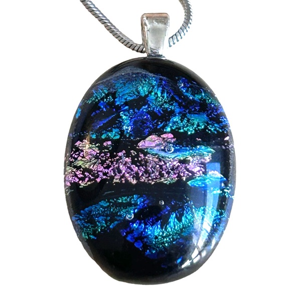 Vintage Oval Fused Dichroic Glass Pendant Necklace Silver Tone Chain 19” - Picture 2 of 10